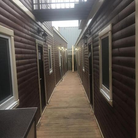 Отель Lev Uman Umanʼ Exterior foto